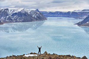 Why choose Canada's territories ? Explore Nunavut, the Northwest Territories, and Yukon